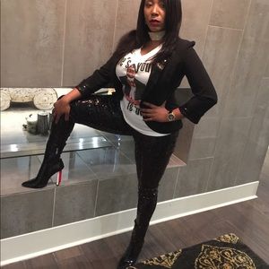 Stop Traffic Boots. #ShowStoppers Cape Robbin Black Sequin size 7.5